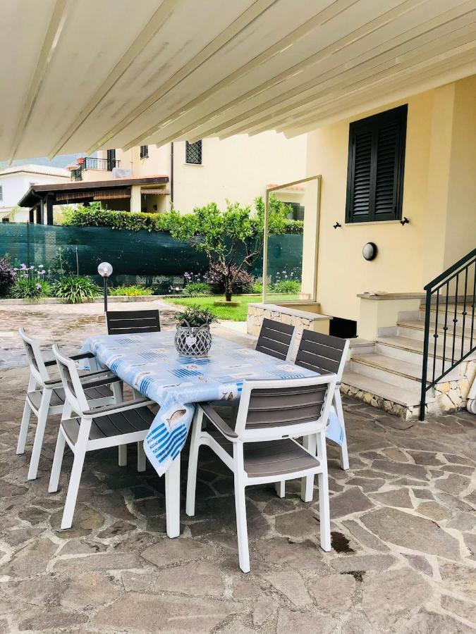 Domus Thalia Villa Сперлонга Екстериор снимка